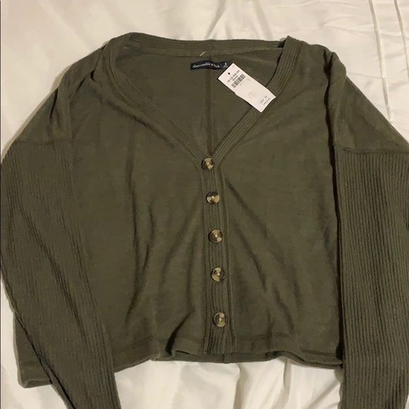 Abercrombie & Fitch Sweaters - Abercrombie and Fitch Cozy Button Knit Sweater NWT
